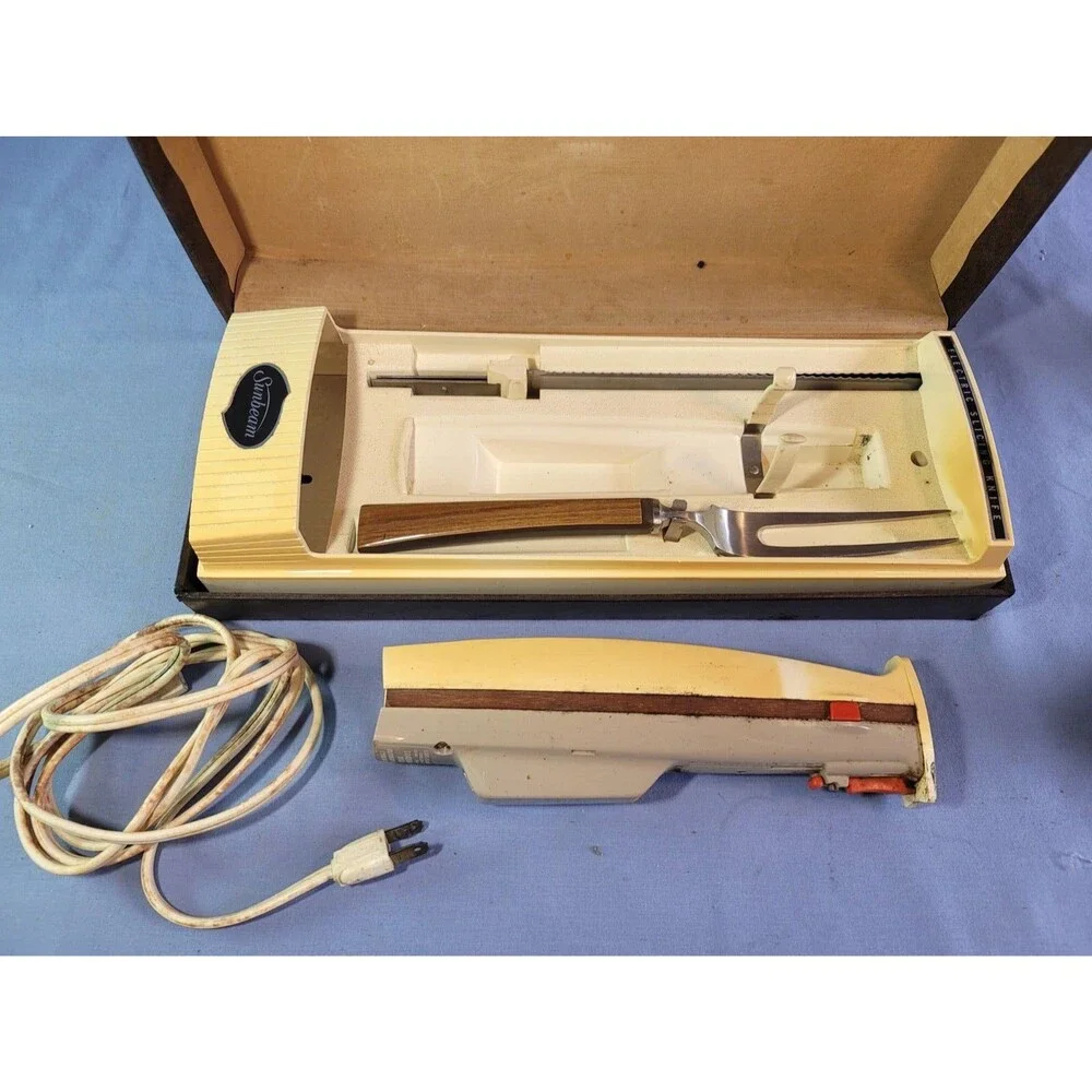 Electric Carving Fork & Knife Food Slicing Sunbeam Wall Mountable Corded Vintage